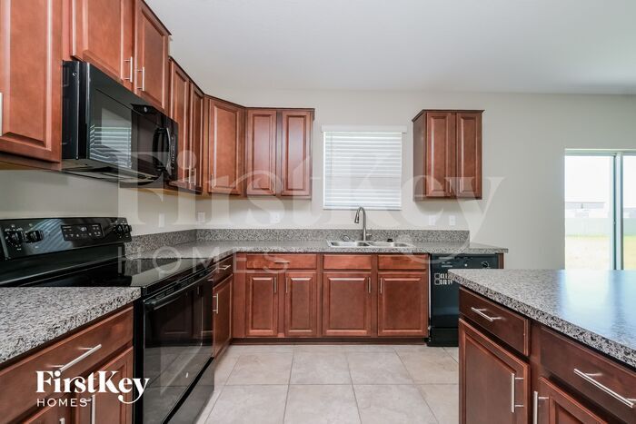 Building Photo - 6805 Trent Creek Dr