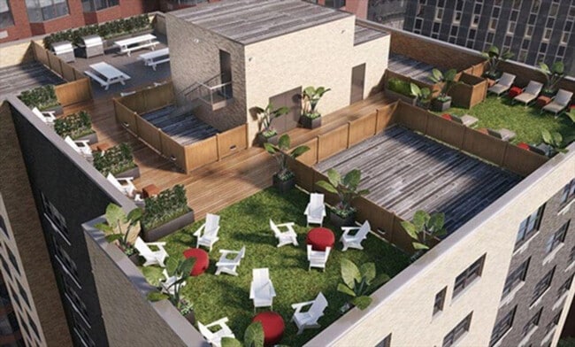 Building Photo - 222 E 39th St