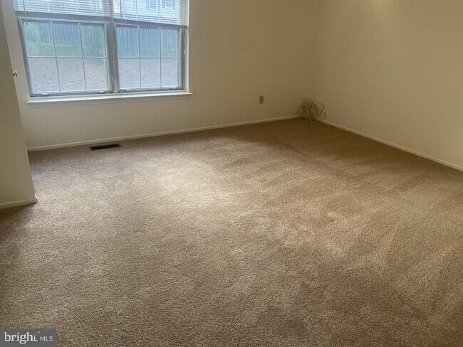 Building Photo - 1108 Pewter Ct