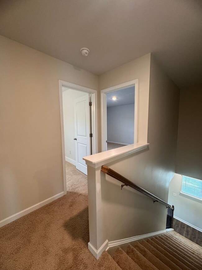 Building Photo - Beautiful 4BR 2.5BA Home in Trinity