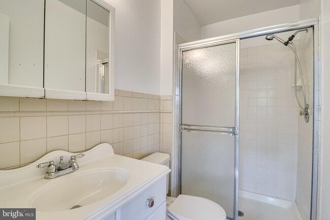 Building Photo - 9911 Whitewater Dr