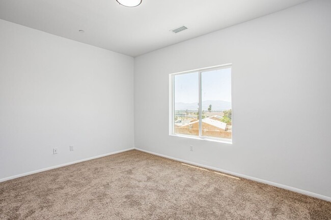 Building Photo - 11075 Mesquite Ave