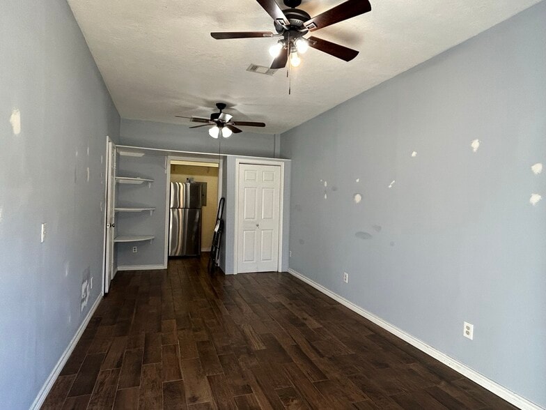 Room size. It has been painted - 22835 FM 1774