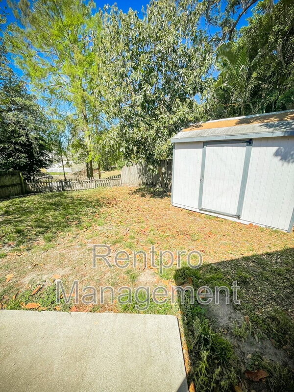 Building Photo - 5604 35th Ct E