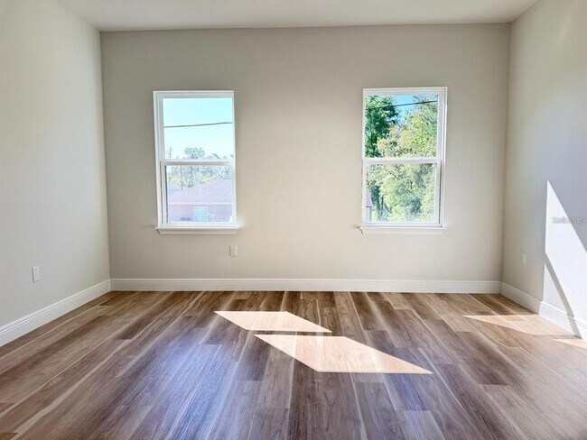 Building Photo - 2336 SW 168th Loop