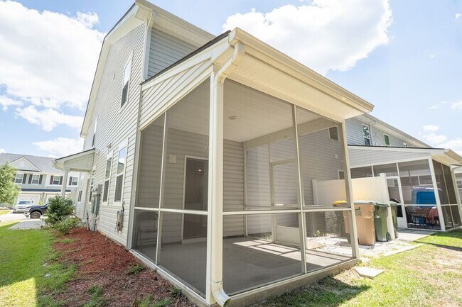 Building Photo - 148 Benelli Dr
