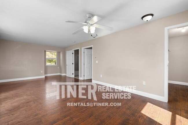Building Photo - 4281 Silver Dove Way