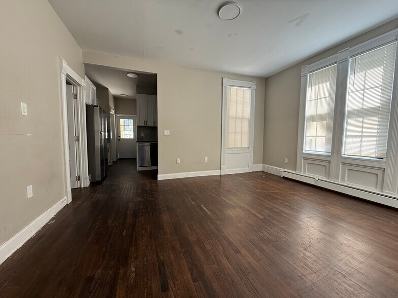 Building Photo - 35 Boswell Ave