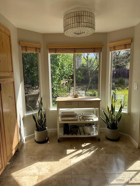 Building Photo - 2446 Sawgrass Ct