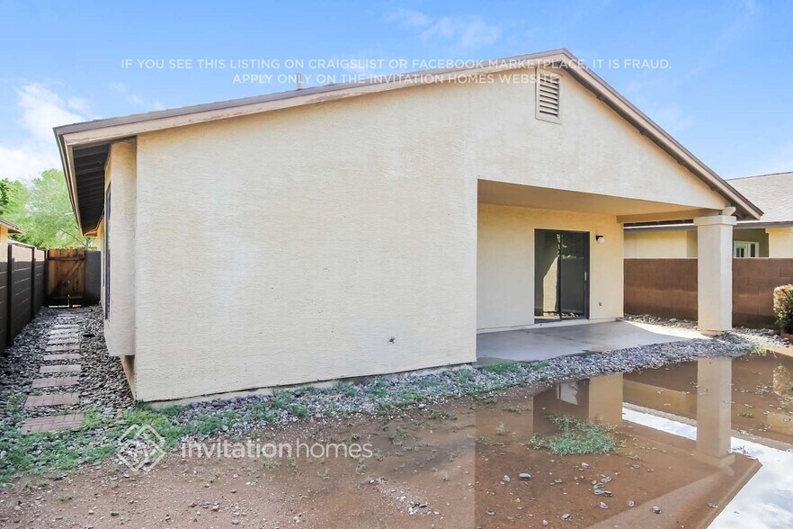 Building Photo - 6628 N 48th Dr
