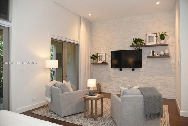 Building Photo - 7560 SW 56th Ct