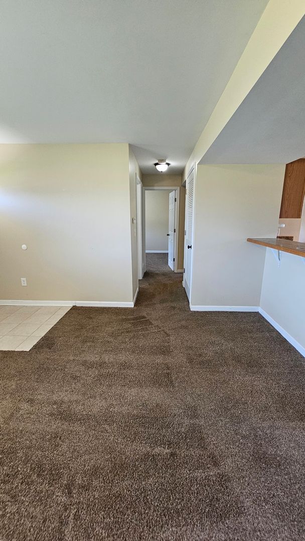 Building Photo - UPDATED 2 BEDROOM DUPLEX HOMES FOR LEASE!