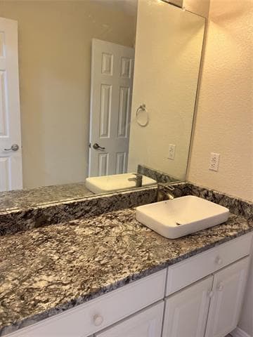 Building Photo - 9005 Crown Point Cir