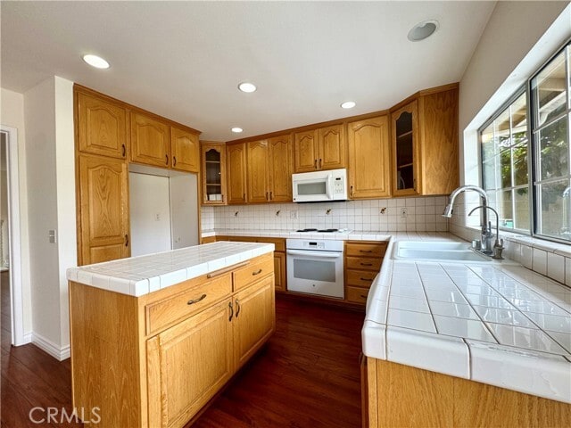 Building Photo - 17613 Mapes Ave