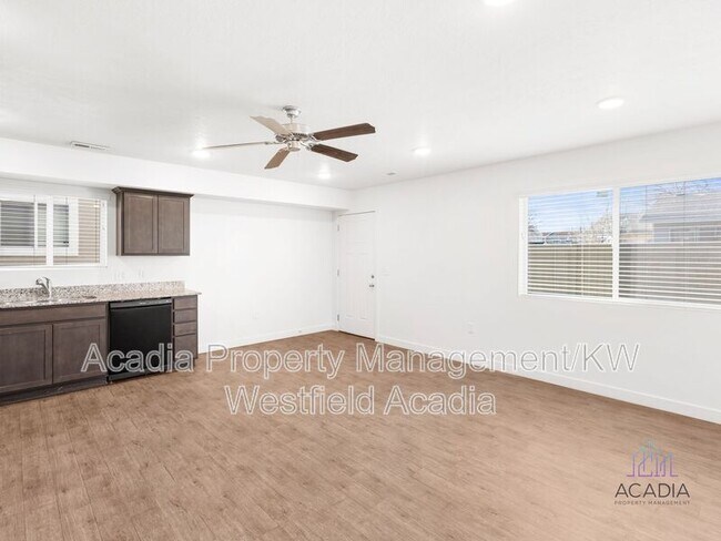 Building Photo - 7431 W Laxey St