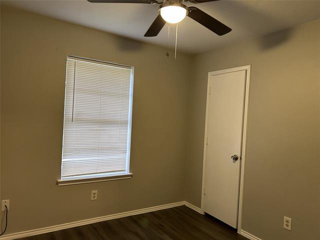 Building Photo - 6621 N Park Dr