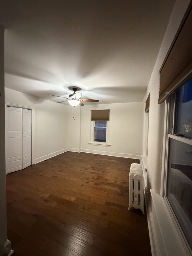 Building Photo - 308 Green St