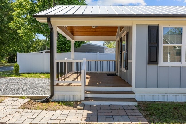 Building Photo - New Build Tiny Home!