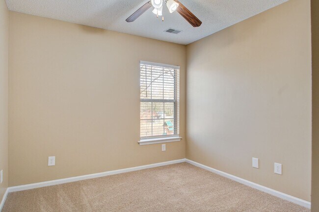 Building Photo - Limited-Time $500 Move-In Special – Contact Our Leasing Office Today!