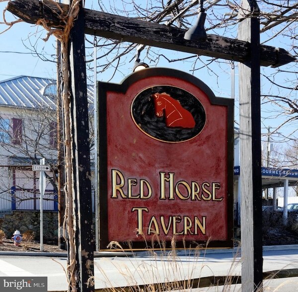 Building Photo - 23533 Light Horse Ct