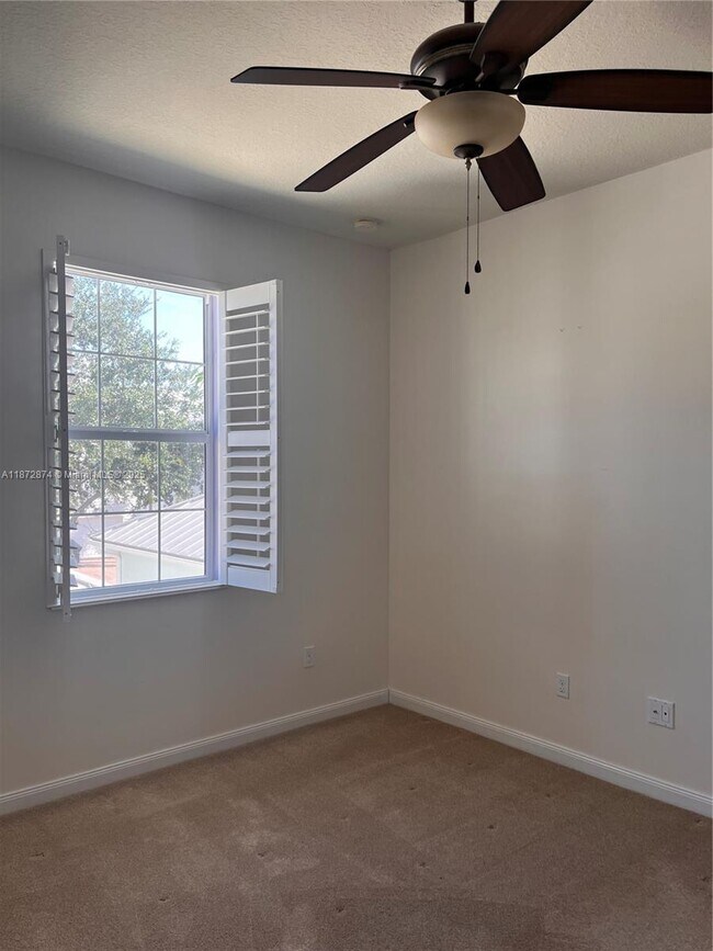 Building Photo - 1169 Islamorada Dr