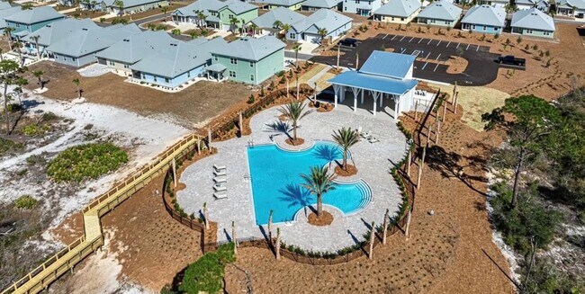 Building Photo - 248 Sea Grv Wy