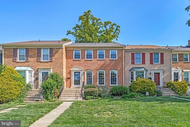Building Photo - 10544 Assembly Dr