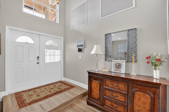Building Photo - 18280 Coral Isles Dr