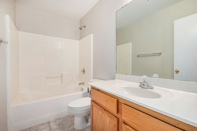 Building Photo - New Listing in Buckeye