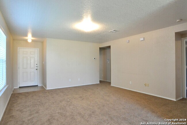 Building Photo - 10015 Bermuda Palm