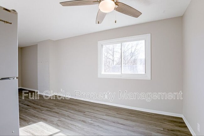 Building Photo - 349 S 26th St