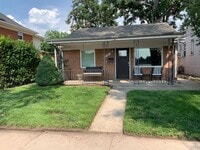 Building Photo - Evolve Real Estate: Fully Remodeled Gorgeous Bungalow in West Wash Park. 2 Bedrooms August 1!