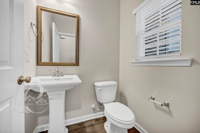 Building Photo - 734 Gatestone Ln