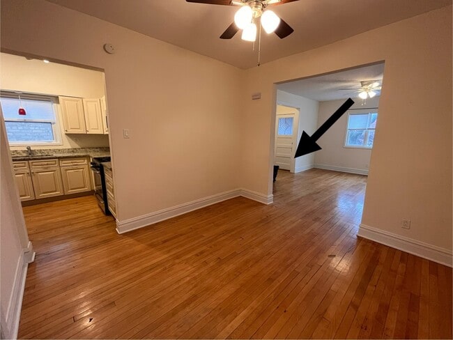 Building Photo - 5419 N Ravenswood Ave