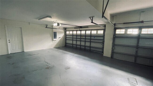 Building Photo - 1250 Glenheather Dr