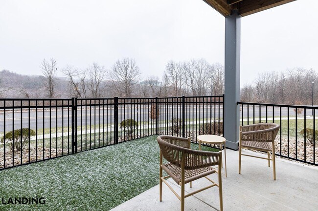 Building Photo - 1100 Prism Pl