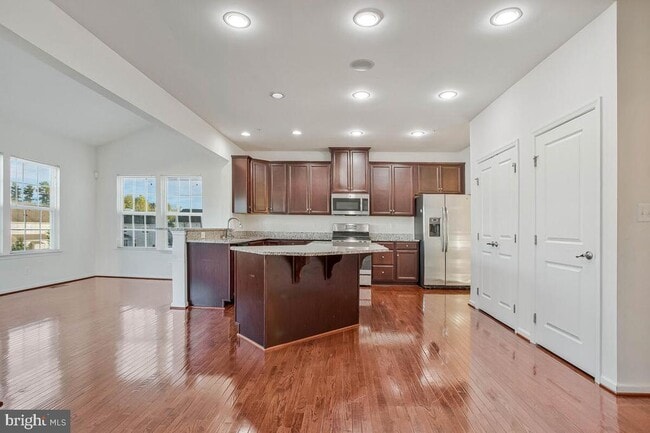 Building Photo - 2906 George Hilleary Ter