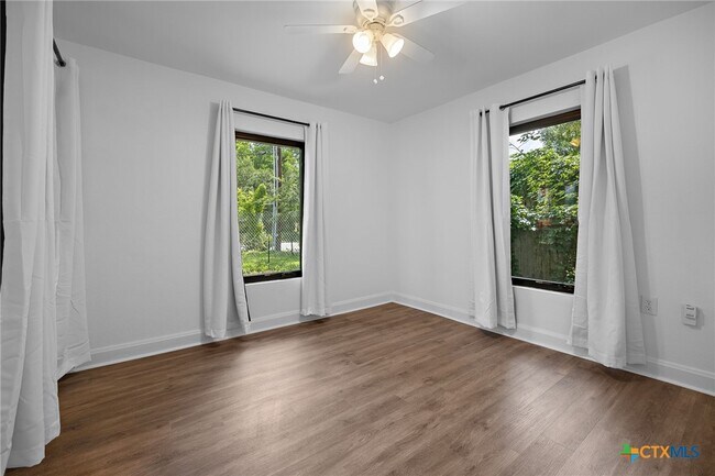 Building Photo - 1103 Bentwood Rd