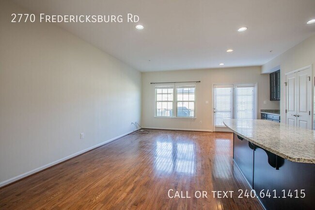 Building Photo - 2770 Fredericksburg Rd