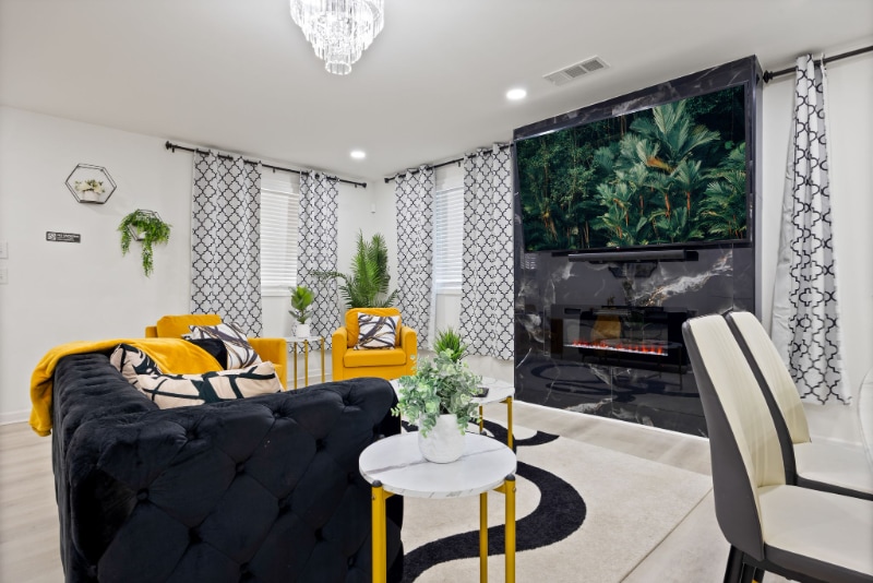 Building Photo - 1362 Graymont Dr SW