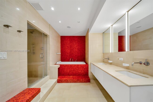 Building Photo - 151 Crandon Blvd