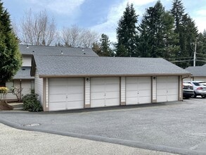 Building Photo - Bright & Private 1BR Townhome in Juanita – Garage, Patio & Prime Kirkland Location