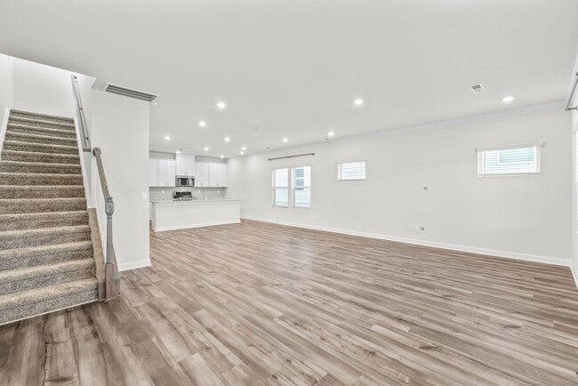 Building Photo - (Coming Soon) Beautiful 4 bedroom home in Belmont!