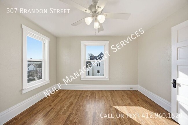 Building Photo - 307 Brandon St