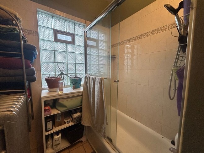 Building Photo - 2312 E Park Pl