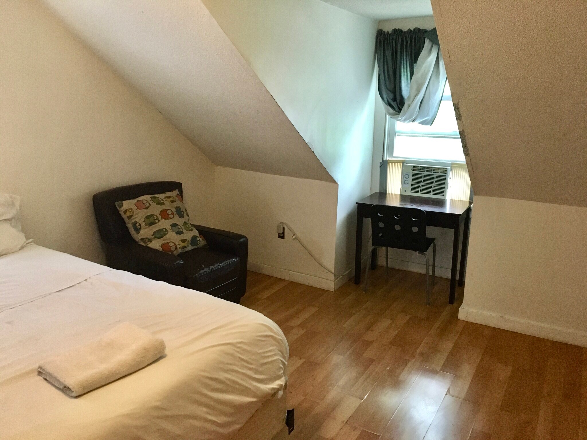 Building Photo - 157 Perkins St