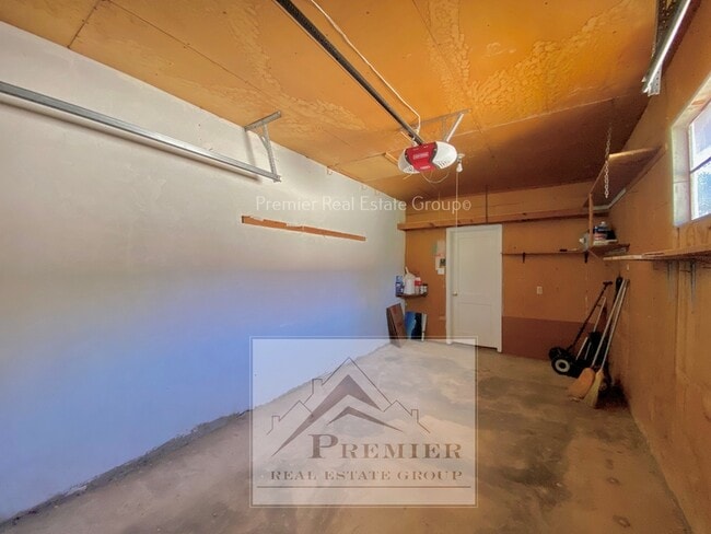 Building Photo - 321 W Ramona Ave
