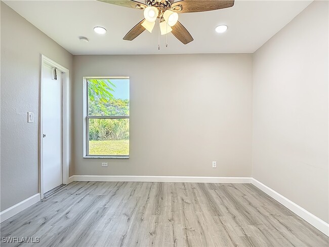 Building Photo - 4906 Majorca Palms Dr