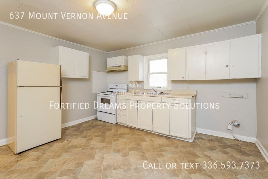 Building Photo - 637 Mount Vernon Ave