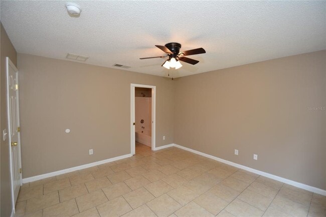 Building Photo - 33 Rosepetal Ln